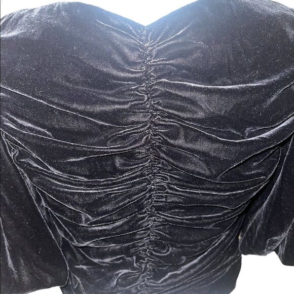 Zara Bloggers Favorite Black Velvet Ruched Ballon Sleeve Top - Picture 6 of 14